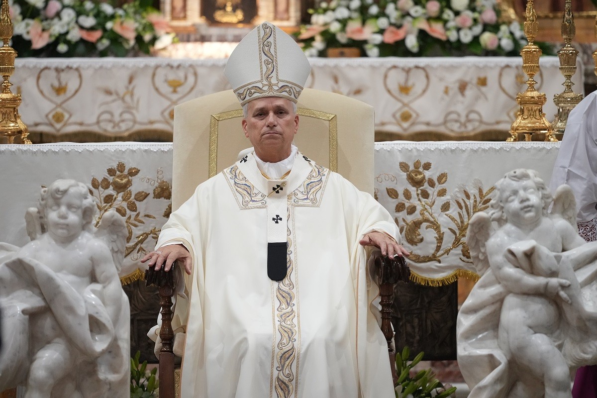 Papa Lav XIV pred velikim izazovom tokom posjete Francuskoj