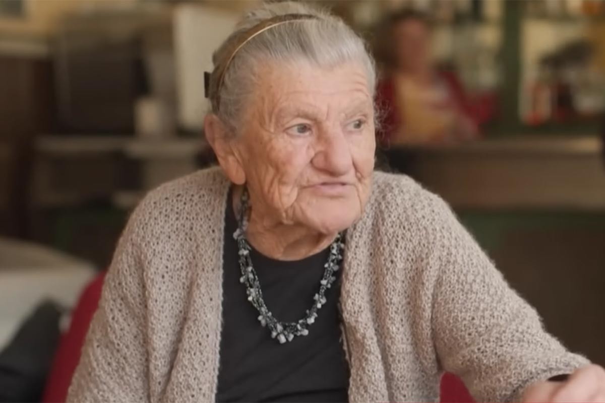 Gotovo 70 godina iza istog šanka: Ana i sa 101 godinom radi (VIDEO)