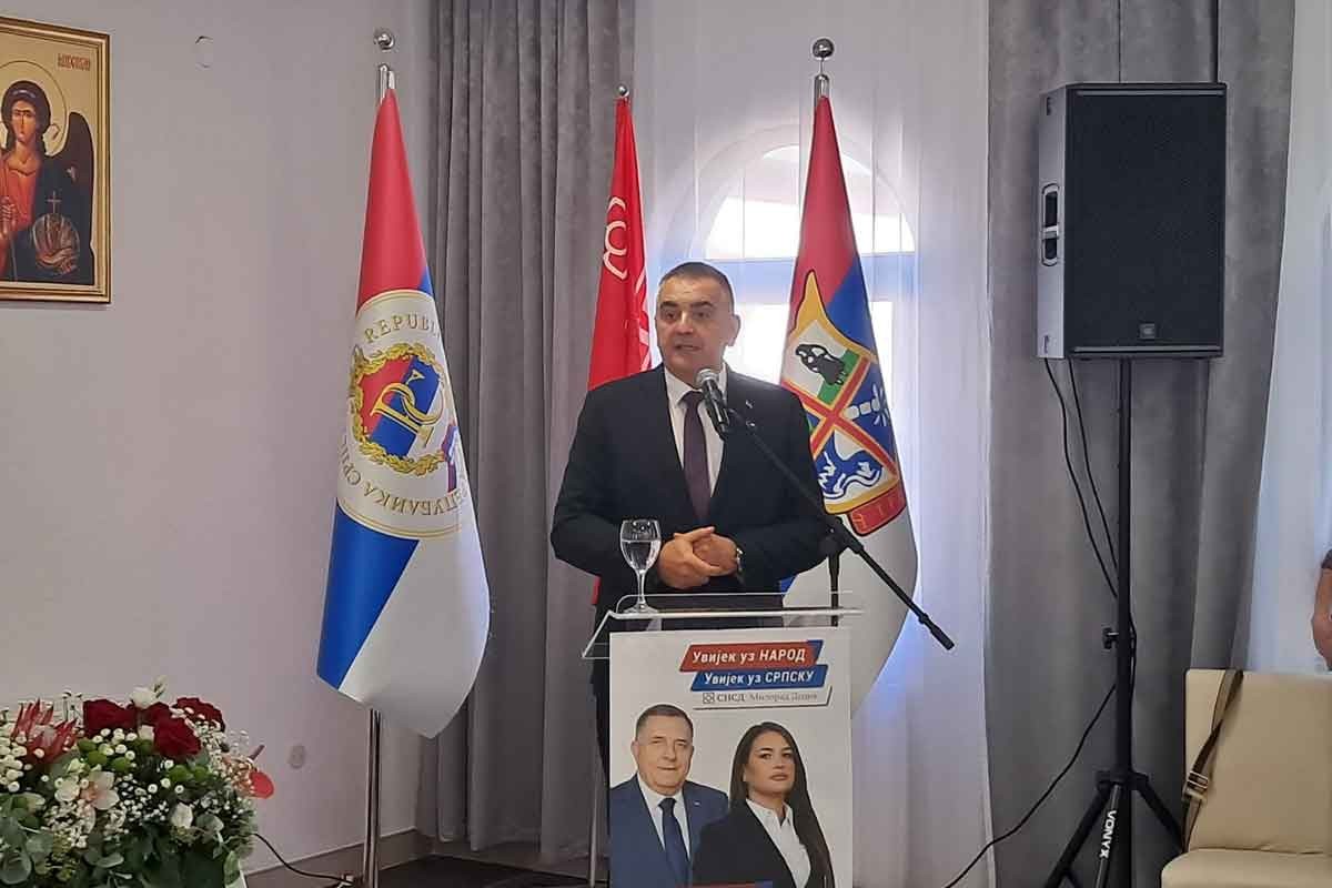 Tribina SNSD-a u Trnovu: Srpska mora još da ojača