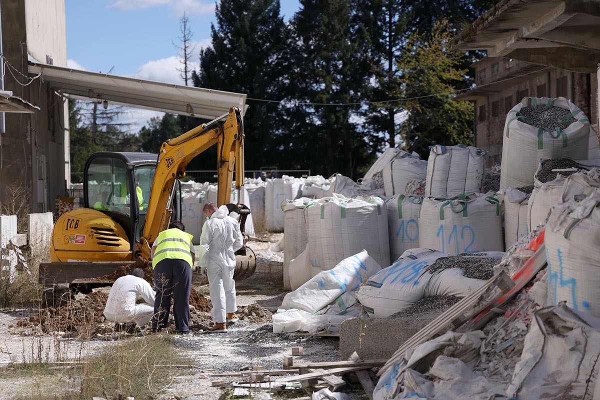 Počela sanacija u Gospiću: Šta će uraditi sa 33.000 tona otpada