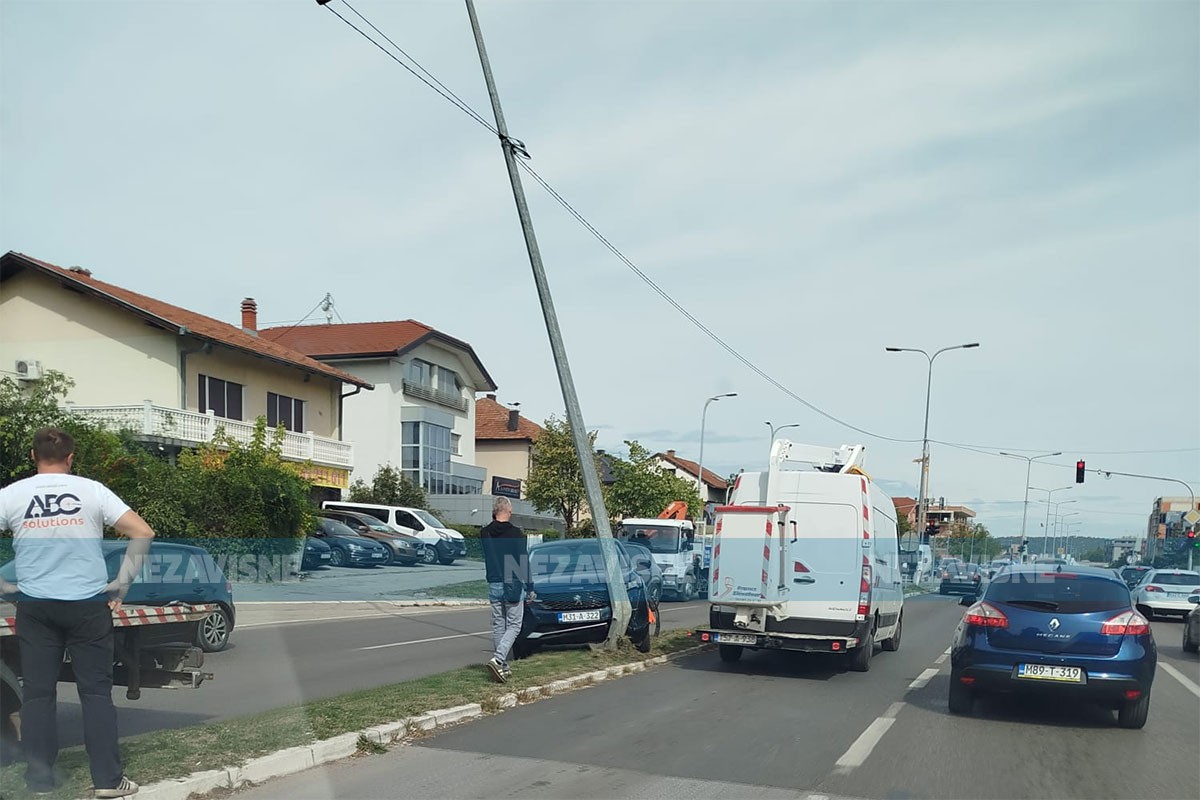 Udes na zapadnom tranzitu u Banjaluci, otežan saobraćaj