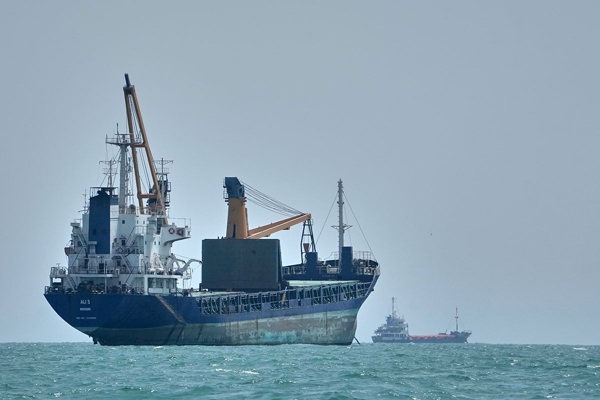 SAD i Iran pregovaraju o kraju rata i otvaranju Ormuskog moreuza