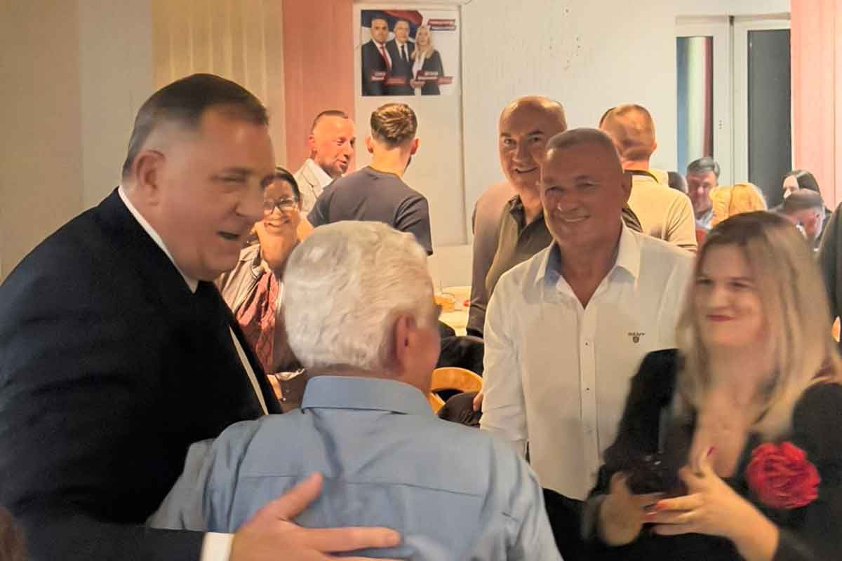 Dodik: Narod razumije i podržava našu politiku odbrane Srpske