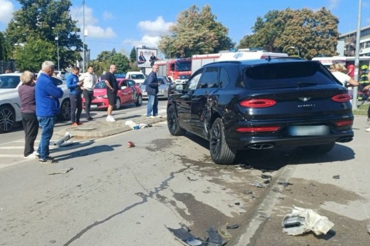 Saobraćajka u Banjaluci: Povrijeđeno dijete, hitna na terenu