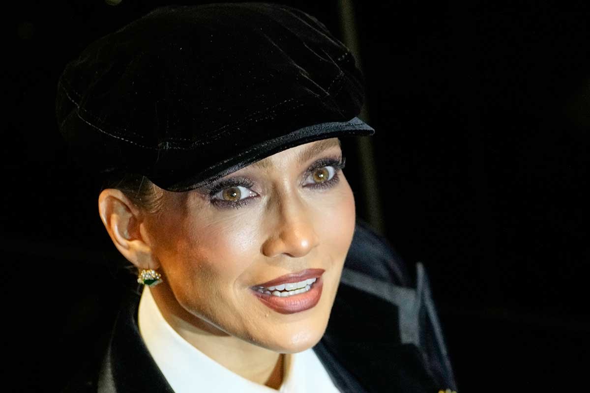 Dženifer Lopez privukla pažnju na reviji u Milanu