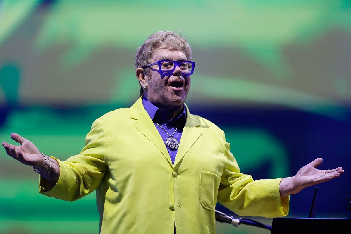 Elton Džon se vratio na binu nakon tri godine