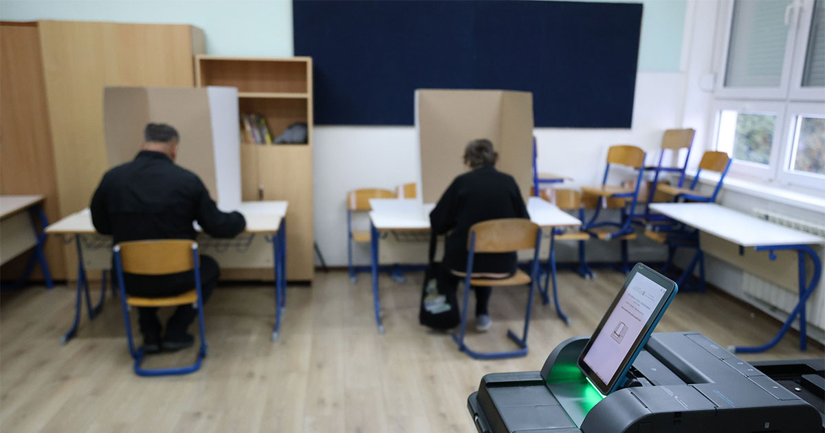 Birači glasaju za jedne, a u fotelje sjedaju drugi
