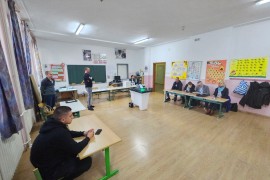 MUP RS: Kasnilo otvaranje 201 biračkog mjesta, glasanje protiče mirno