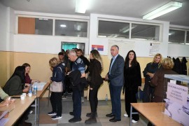 Objavljeni podaci o izlaznosti na izborima u Srbiji do 19 časova: 67,6%