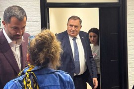 Milorad Dodik stigao u sjedište SNS-a na Novom Beogradu