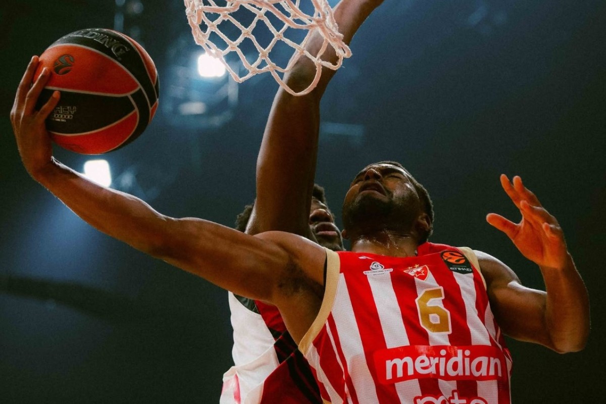 Košarkaši Crvene zvezda traže izlaz iz krize protiv Efesa