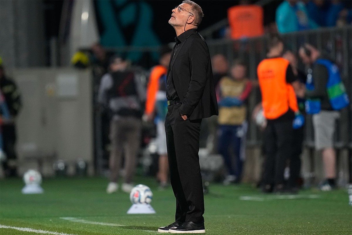 Bilić nakon najtežeg poraza ikada: Žao mi je navijača i djece