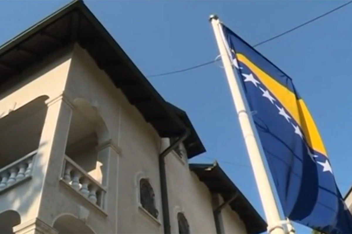 Otvoreno biračko mjesto u Ambasadi BiH u Beogradu