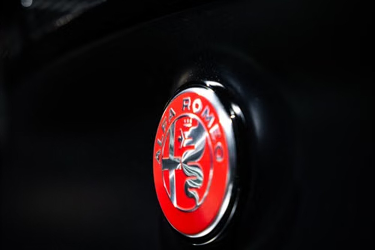 Alfa Romeo krije novi automobil: Za sada je poznato samo njegovo ime (VIDEO)
