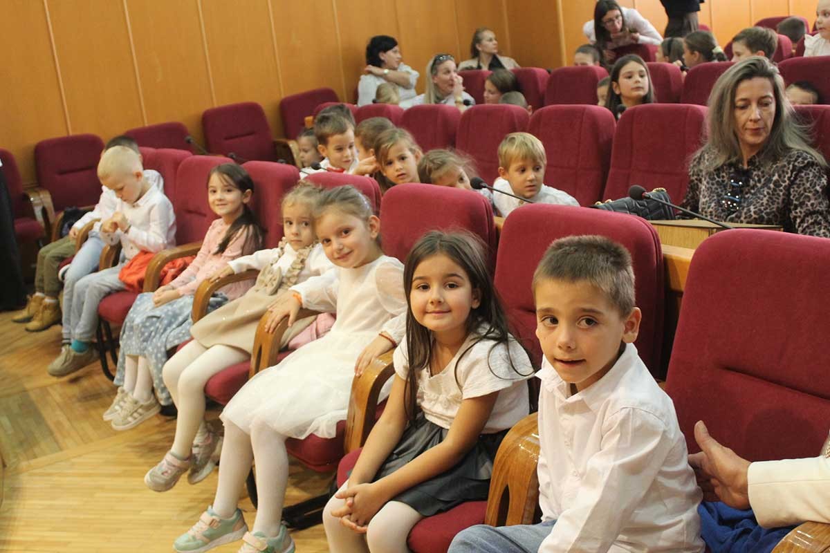 Dječija nedjelja u Trebinju počela prijemom mališana kod gradonačelnika