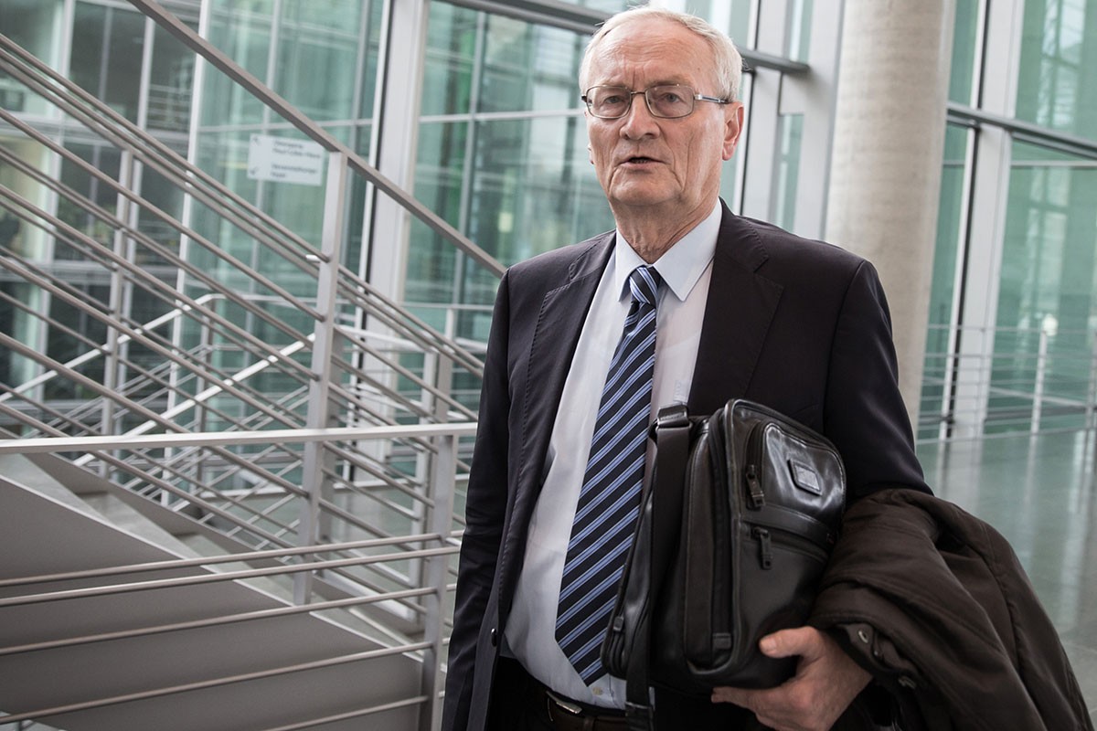 Sumnja na špijunažu: Uhapšen bivši šef njemačke obavještajne službe