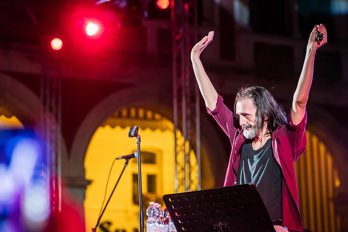 Preminuo Goran Bare