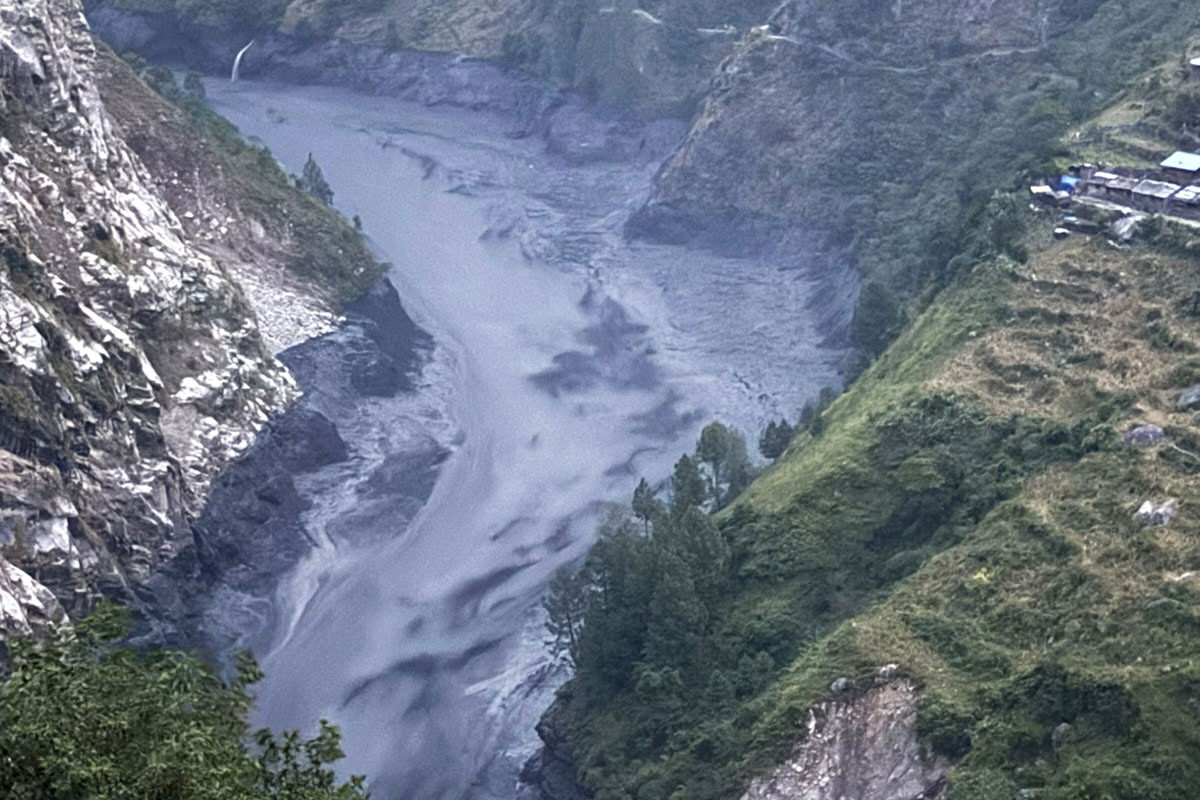 Nepal pogodila bujična poplava: Odneseni kuće, putevi i mostovi, ima nestalih