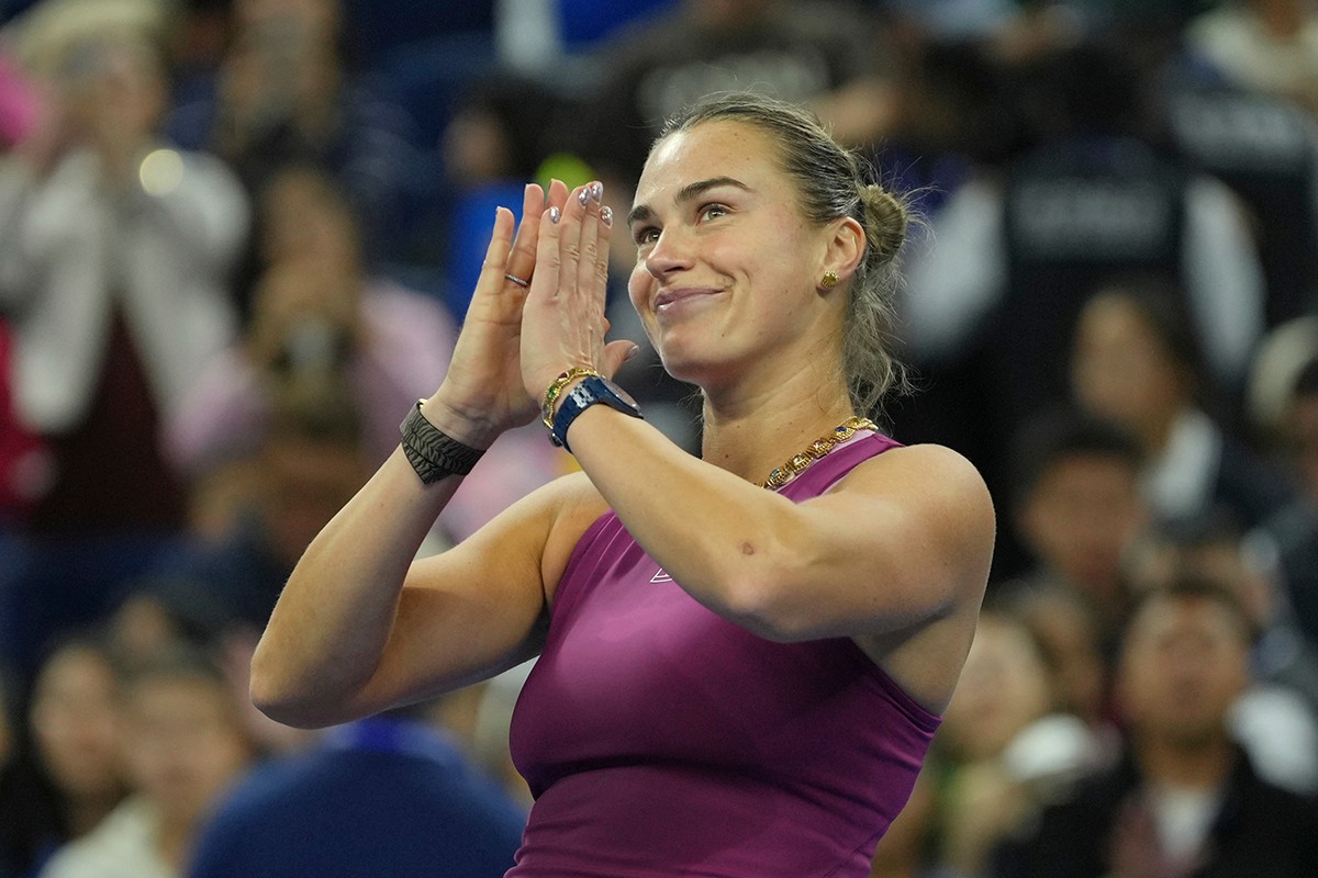 Sabalenka zapalila mreže: Zaplesala u kupaćem kostimu (VIDEO)