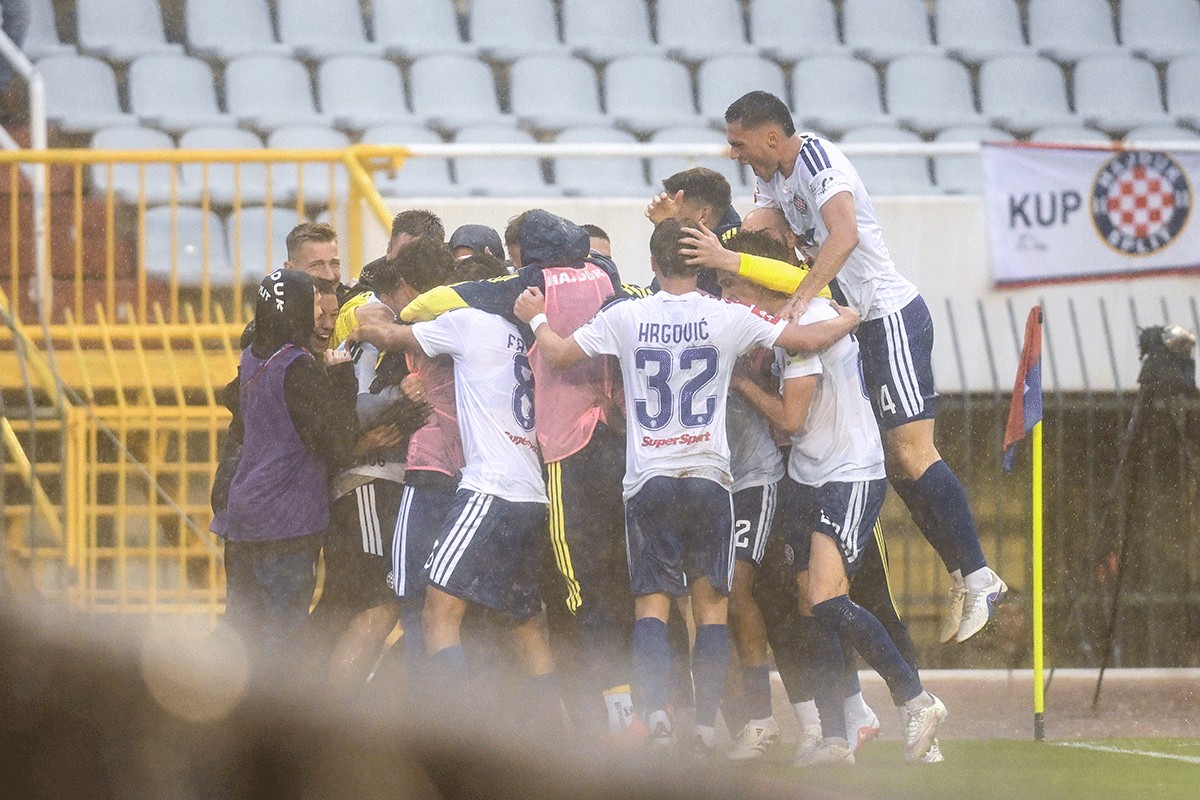 Ludilo u Splitu: Hajduk srušio veliki Ajaks