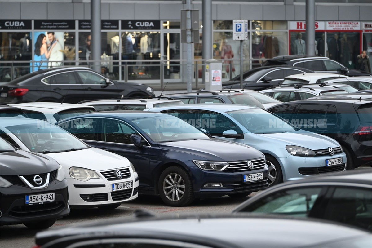 Banjaluka proširila spisak ulica u kojima se naplaćuje parking