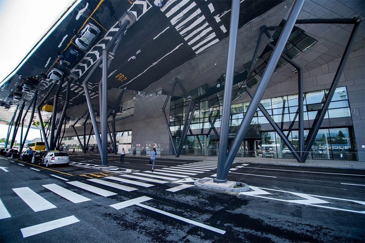 Optužena četvorica bivših funkcionera Aerodroma Sarajevo