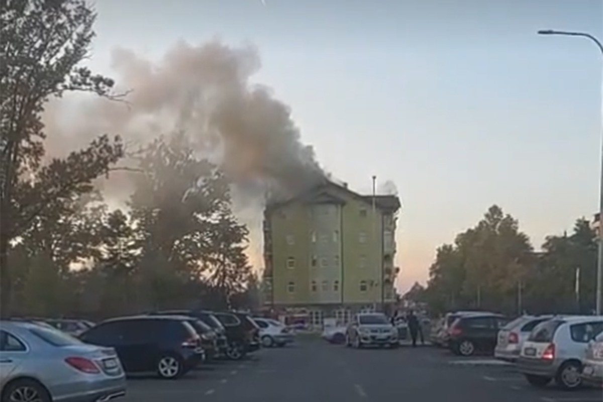 Gorjela zgrada u Srpcu, povrijeđen vatrogasac (VIDEO)