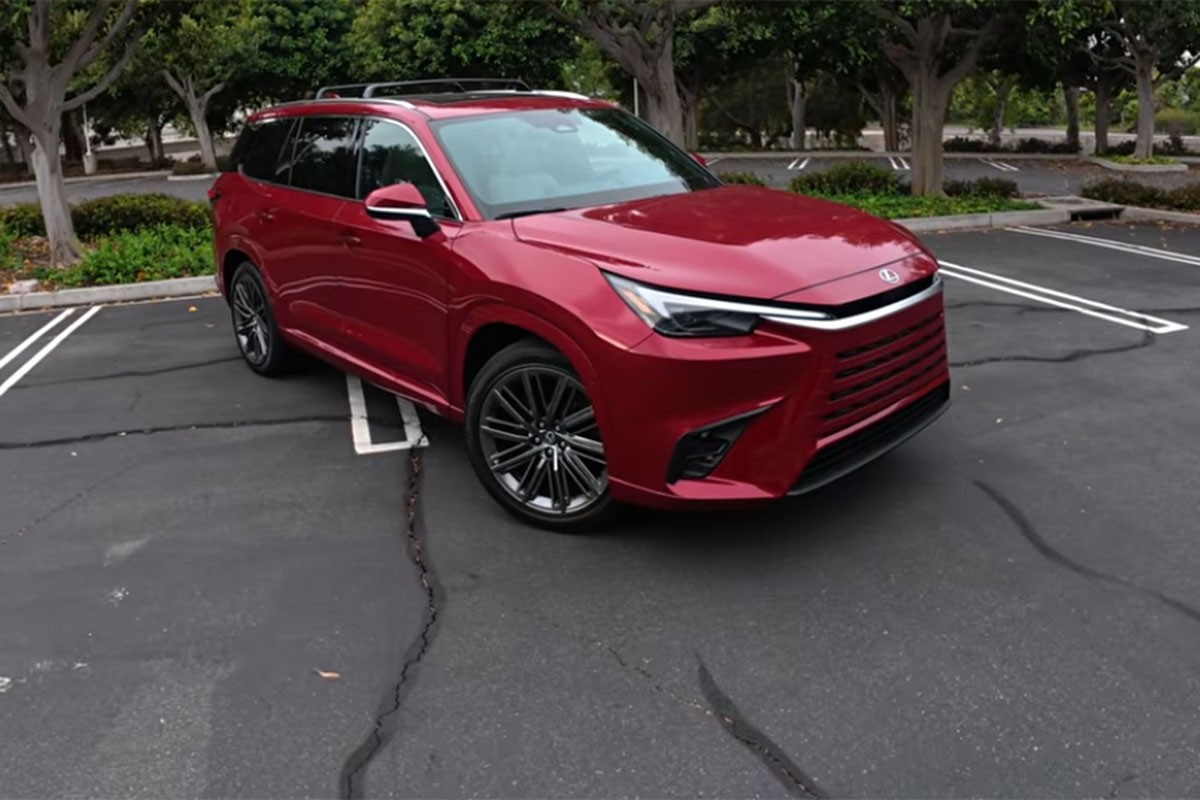 Lexus ukida jedan od svojih hibrida nakon samo tri godine
