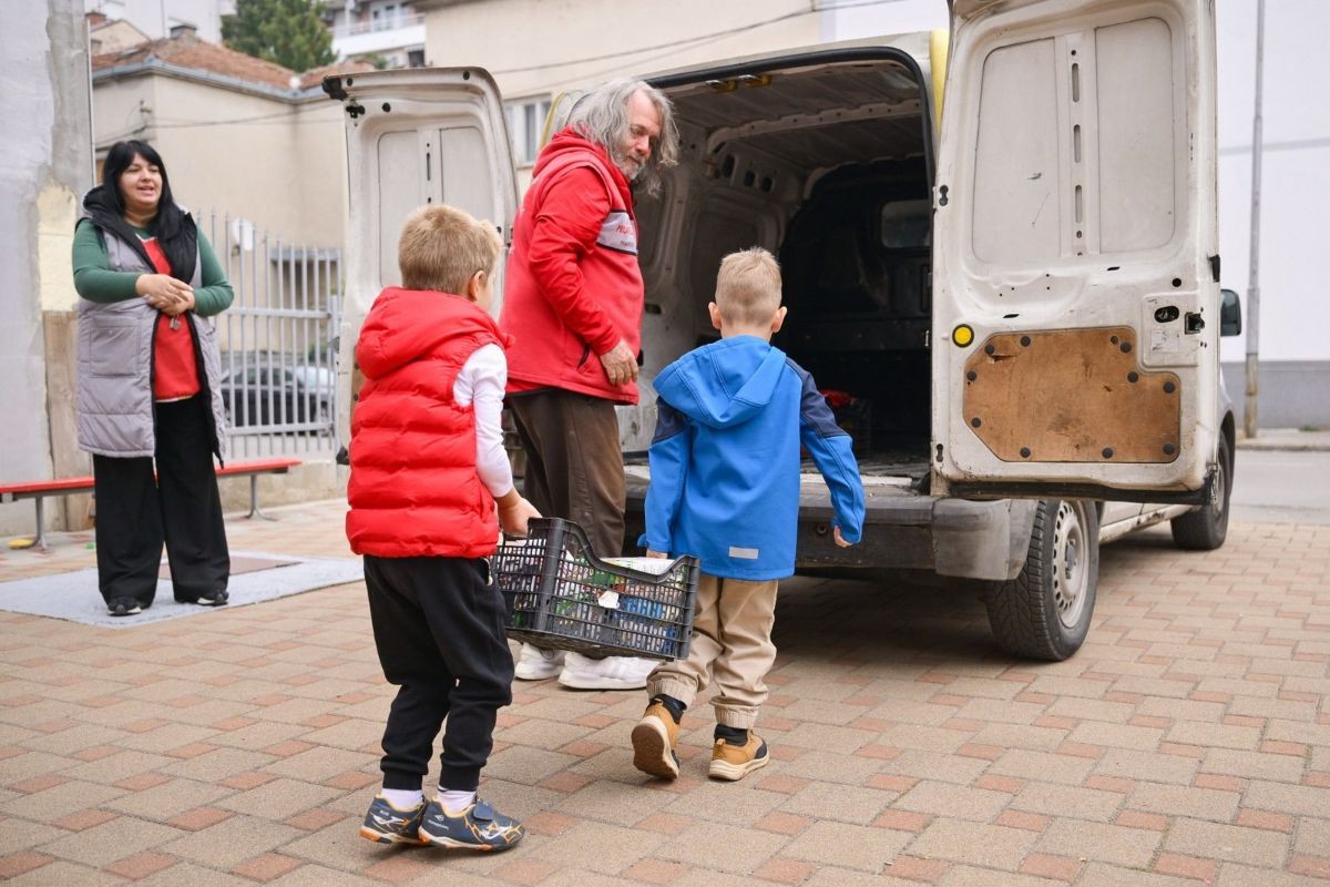 Mališani iz “Cicibana” prikupili hranu za Mozaik prijateljstva