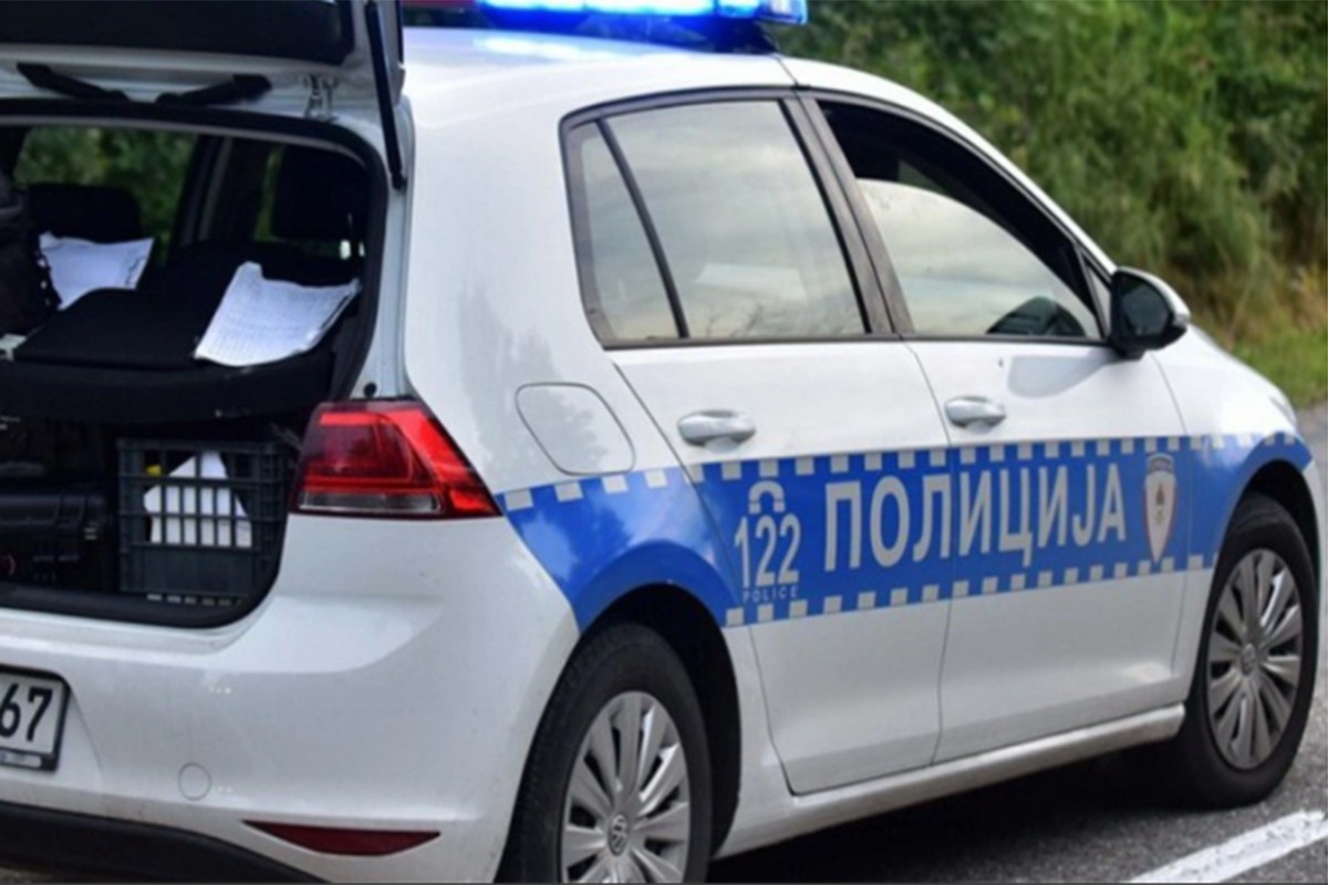 Sudar auta i kamiona kod Teslića, povrijeđene dvije osobe