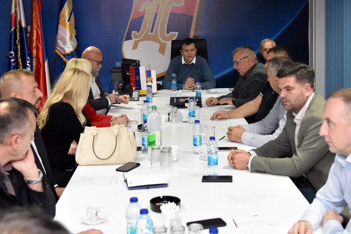 SDS odredio pregovarački tim: Prvo sastanci sa PSS-om i Vukanovićevom listom