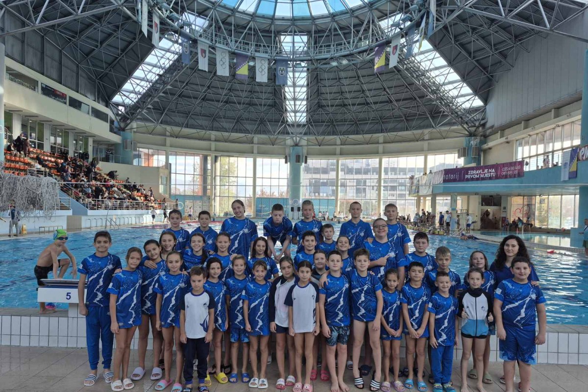 Uspješan nastup plivača Flippera: 31 medalja na "Bosna kupu"