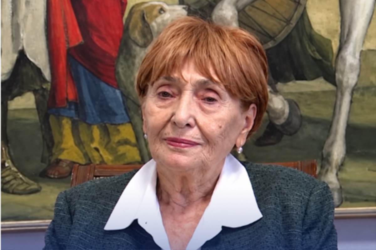SNS: Napadnuta majka Aleksandra Vučića