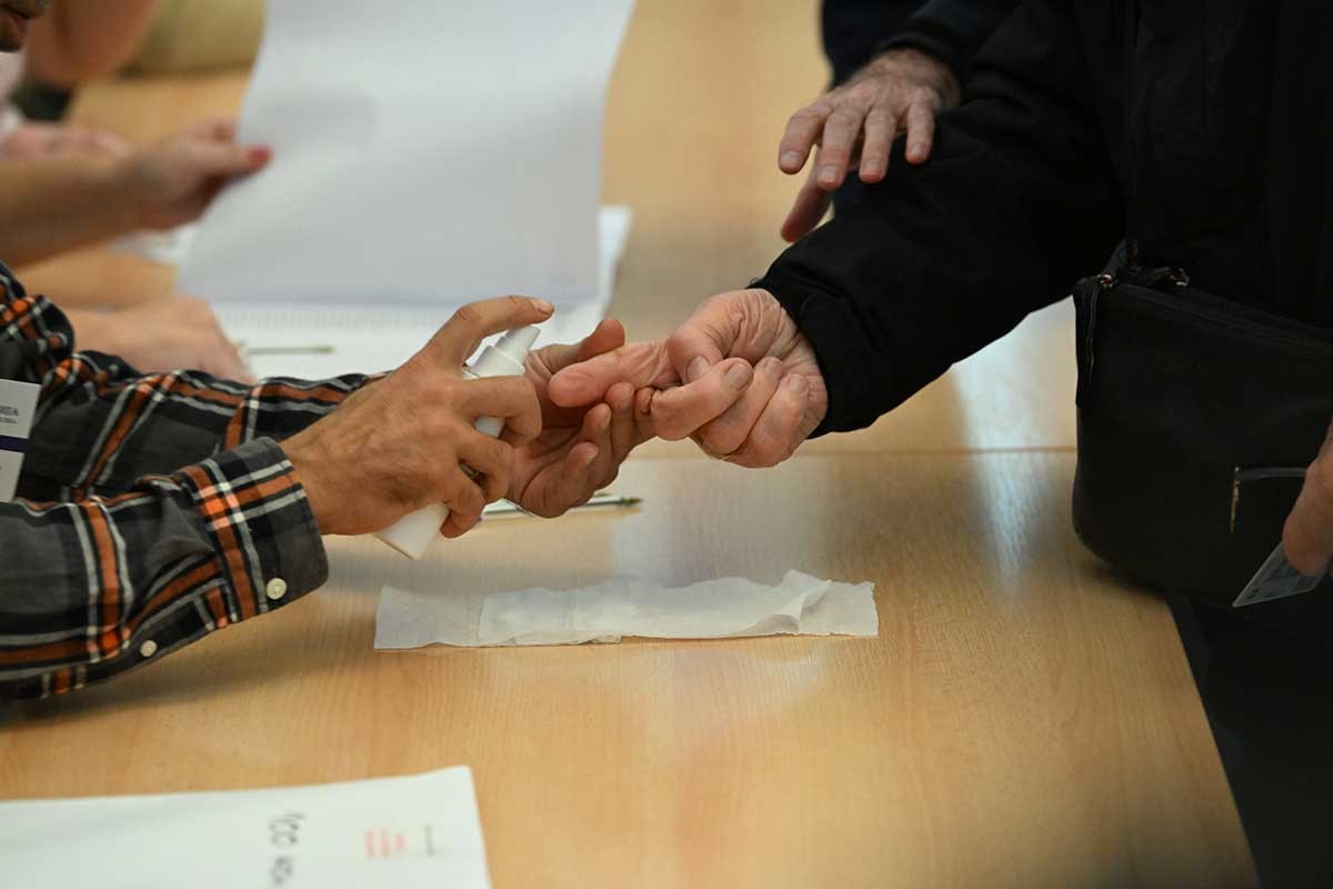 Kolika je izlaznost u Srbiji do 14 časova?