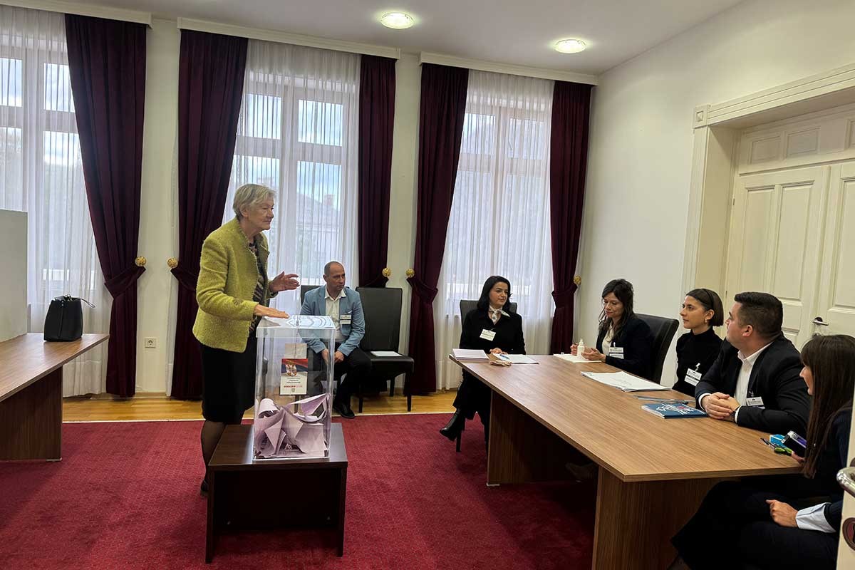 U Mostaru do 15.00 časova glasalo 73,96 odsto birača