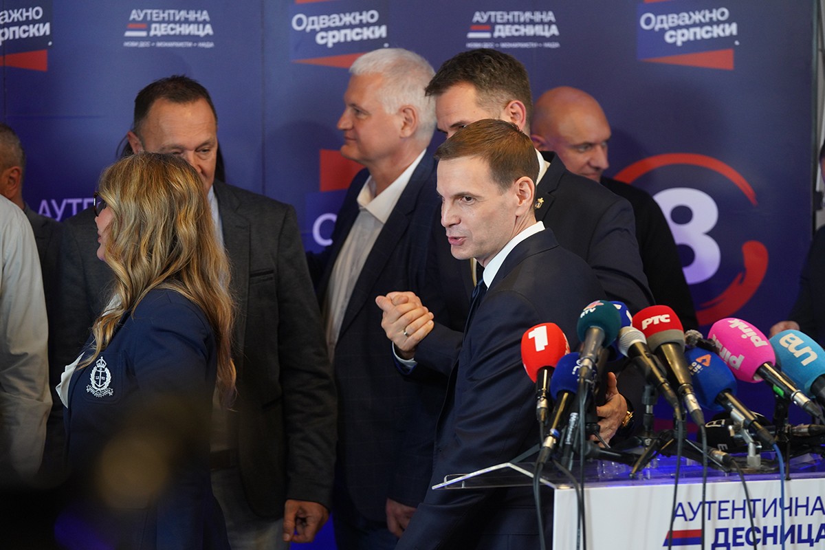Miloš Jovanović podnosi ostavku i povlači se sa javne scene