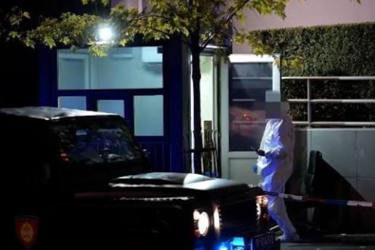 Drama u Beogradu: Napad ispred ambasade Izraela, napadač likvidiran