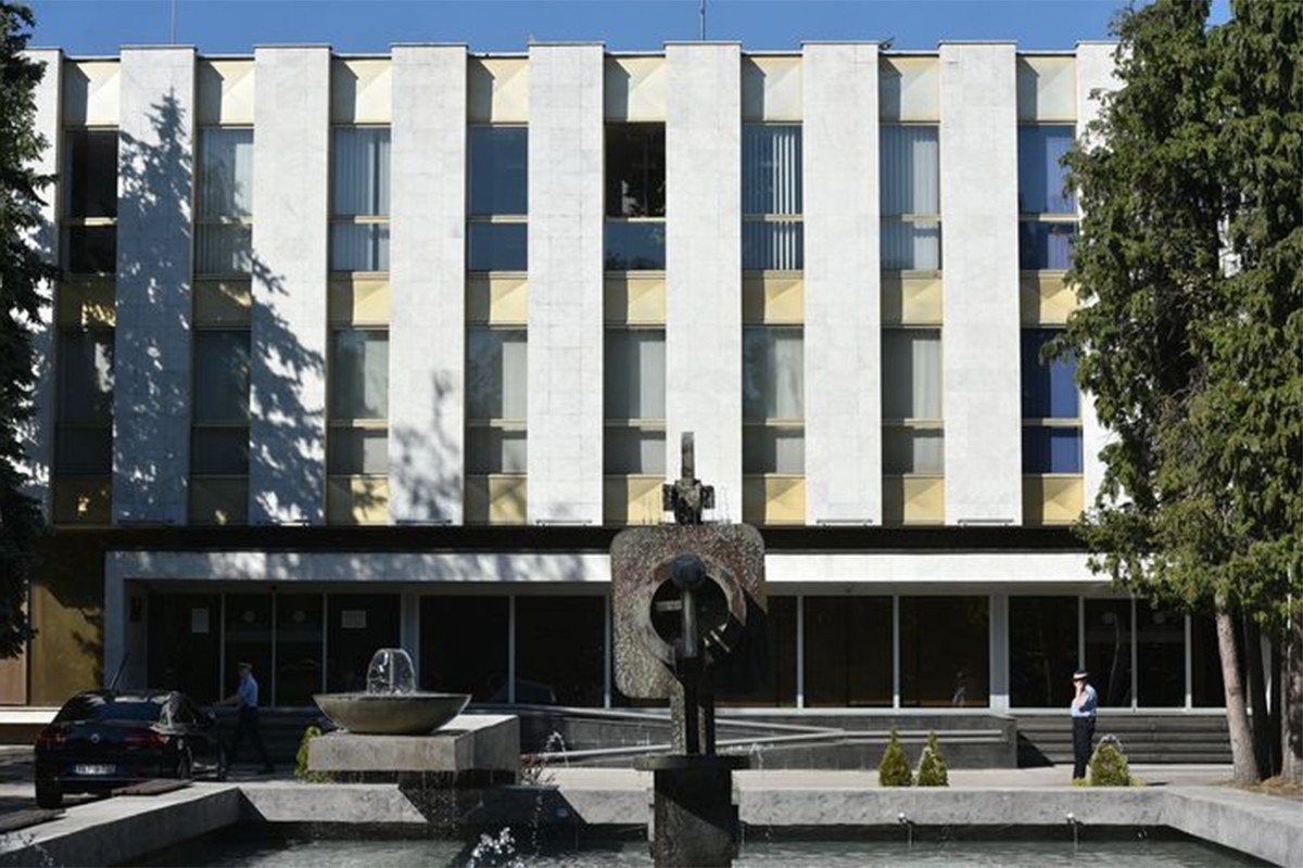 Narodnoj skupštini RS stigla prijeteća poruka: Traži se likvidacija svih krštenih ljudi