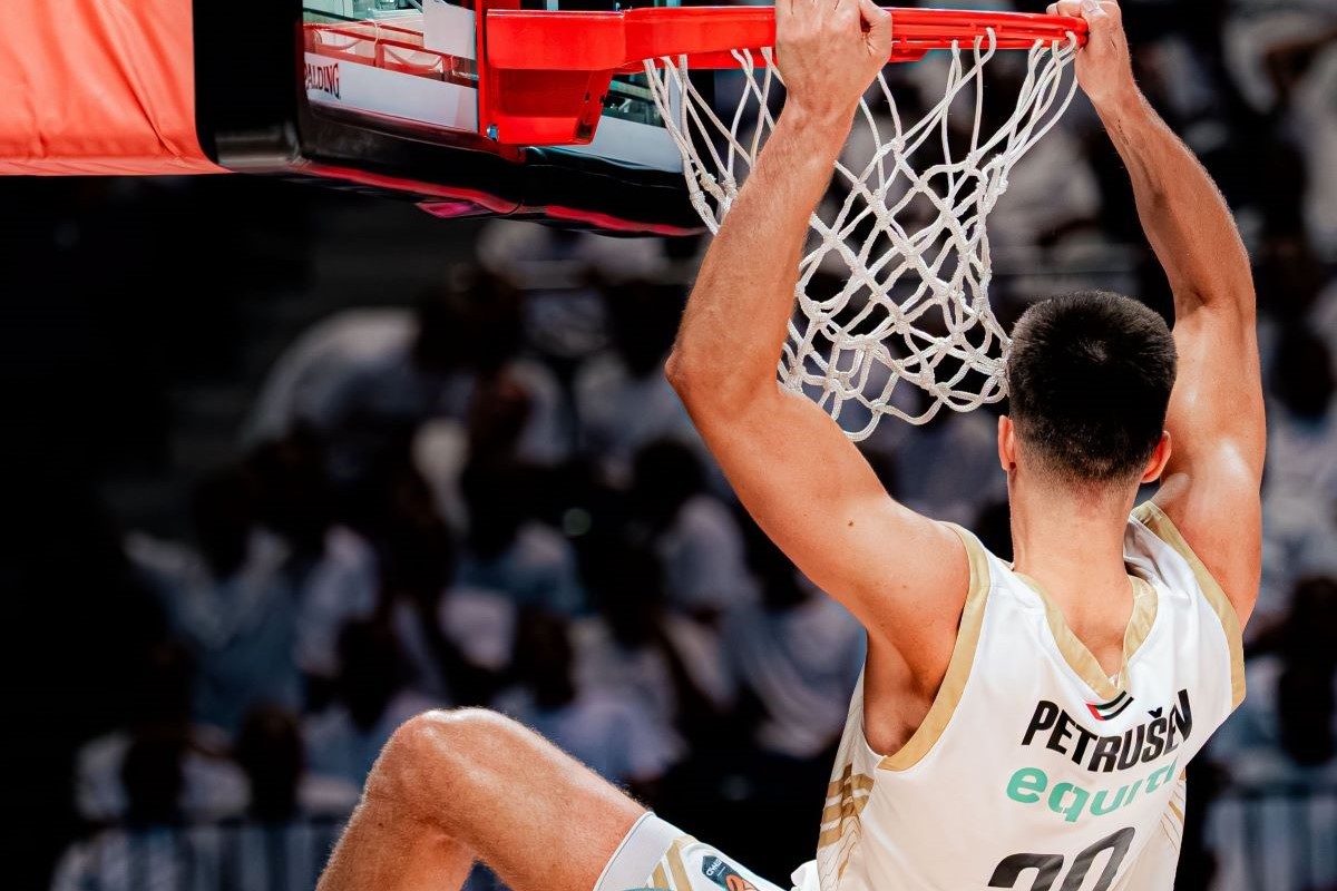 Dubai srušio Hapoel, zapažene role Petruševa i Micića